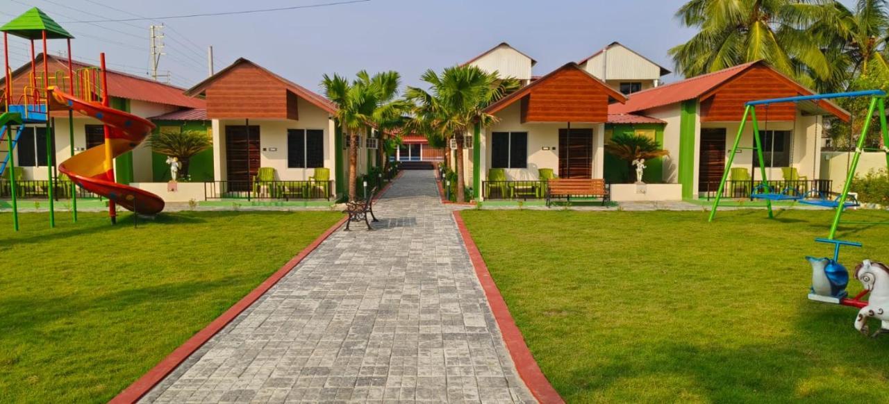 New Mouchak Hotel & Resorts Tajpur 外观 照片