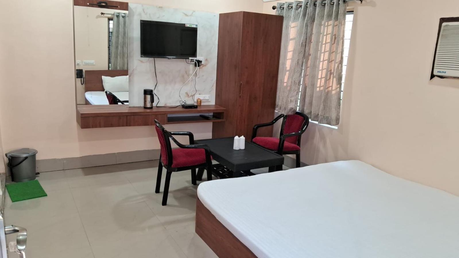 New Mouchak Hotel & Resorts Tajpur 外观 照片